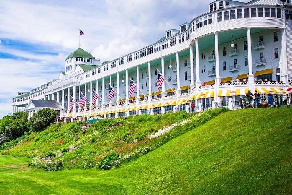 Image source: https://www.10best.com/interests/hotels-resorts/a-grand-escape-awaits-at-the-grand-hotel-on-mackinac-island/