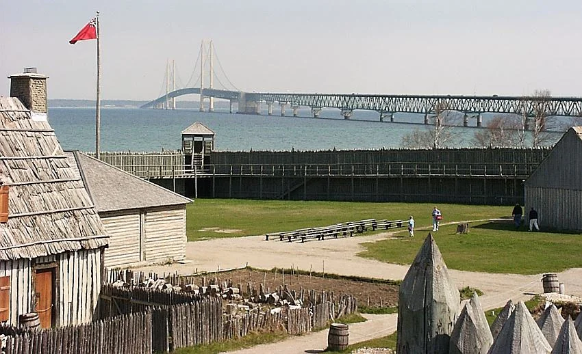 Image source: http://www.mightymac.org/michilimackinac.htm