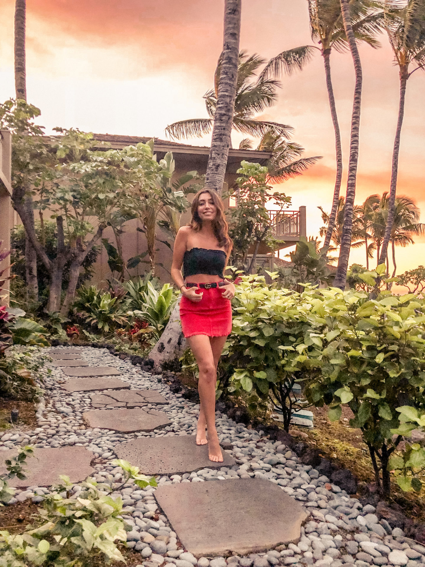 TARA MICHELLE HAWAII.png