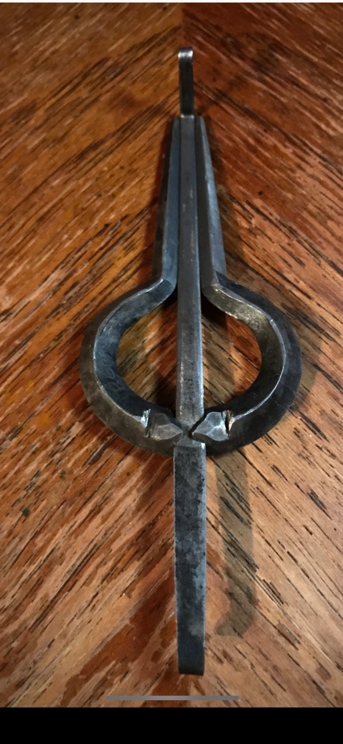 25511383-4037-40F4-BFE5-CB9F8E656736