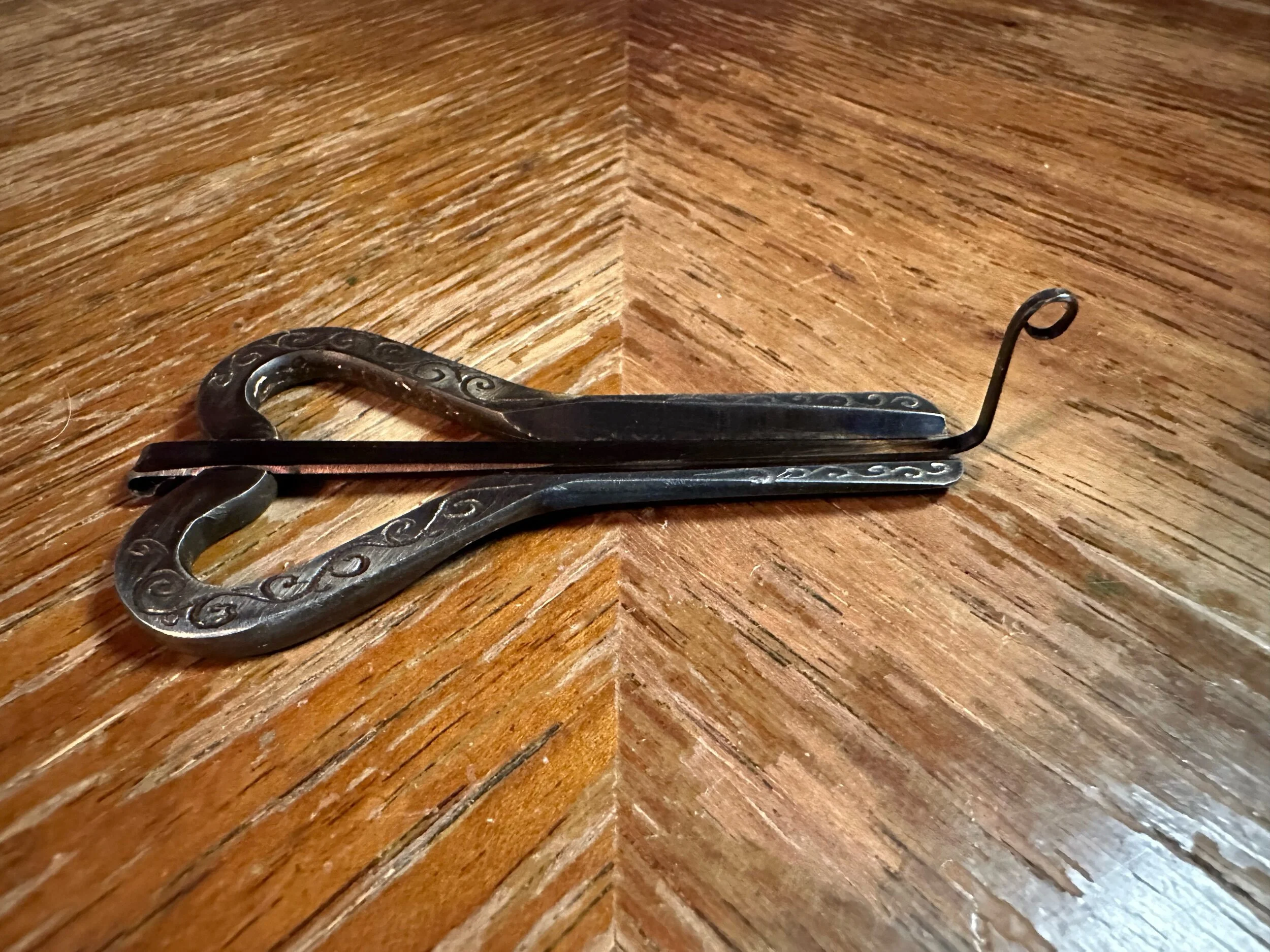 0EA935A1-2FBE-485F-B4CF-05DDF91FB1FE