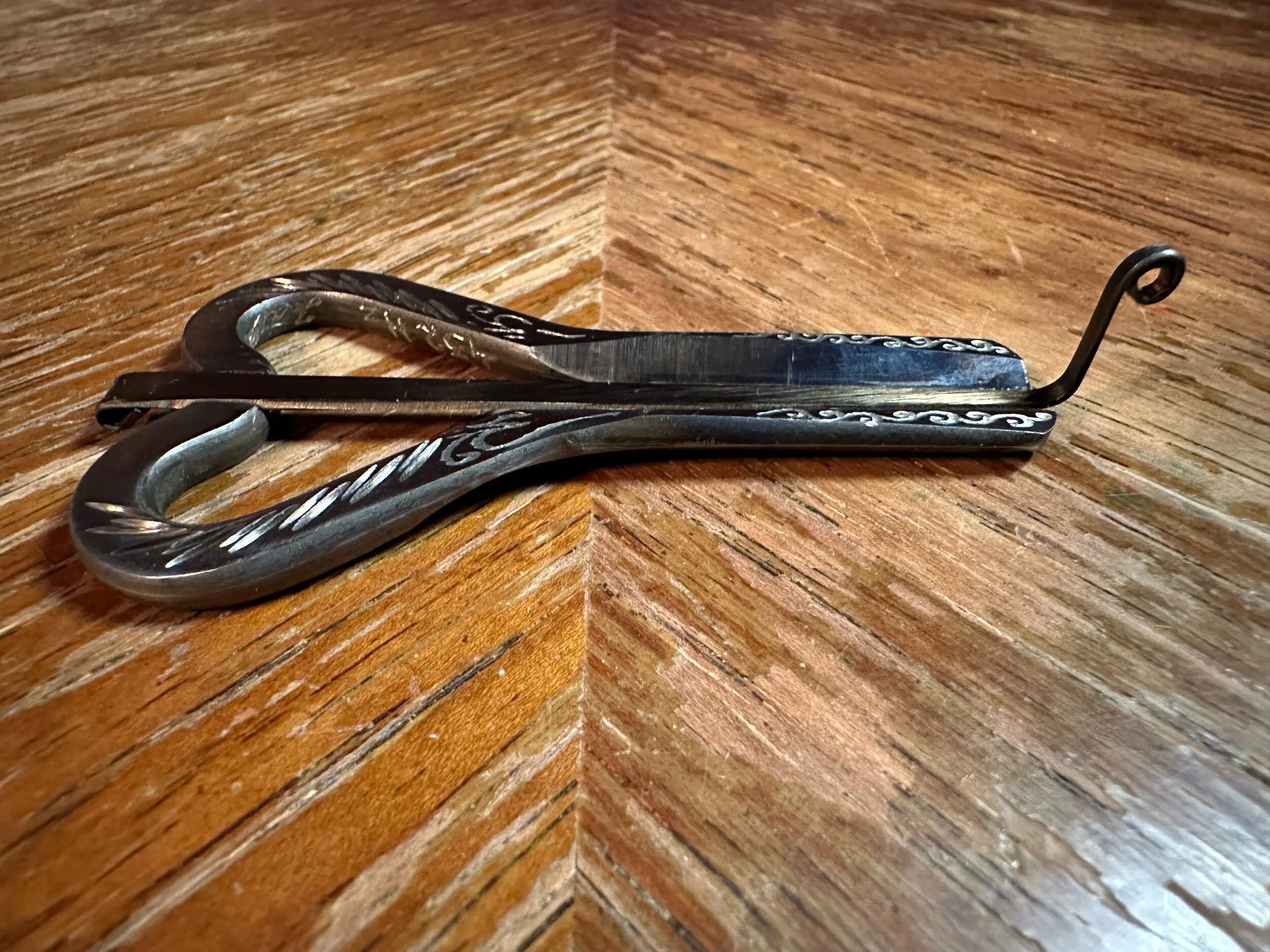 930AA26A-E28A-41F7-88A4-EB7CBE0FA0E8