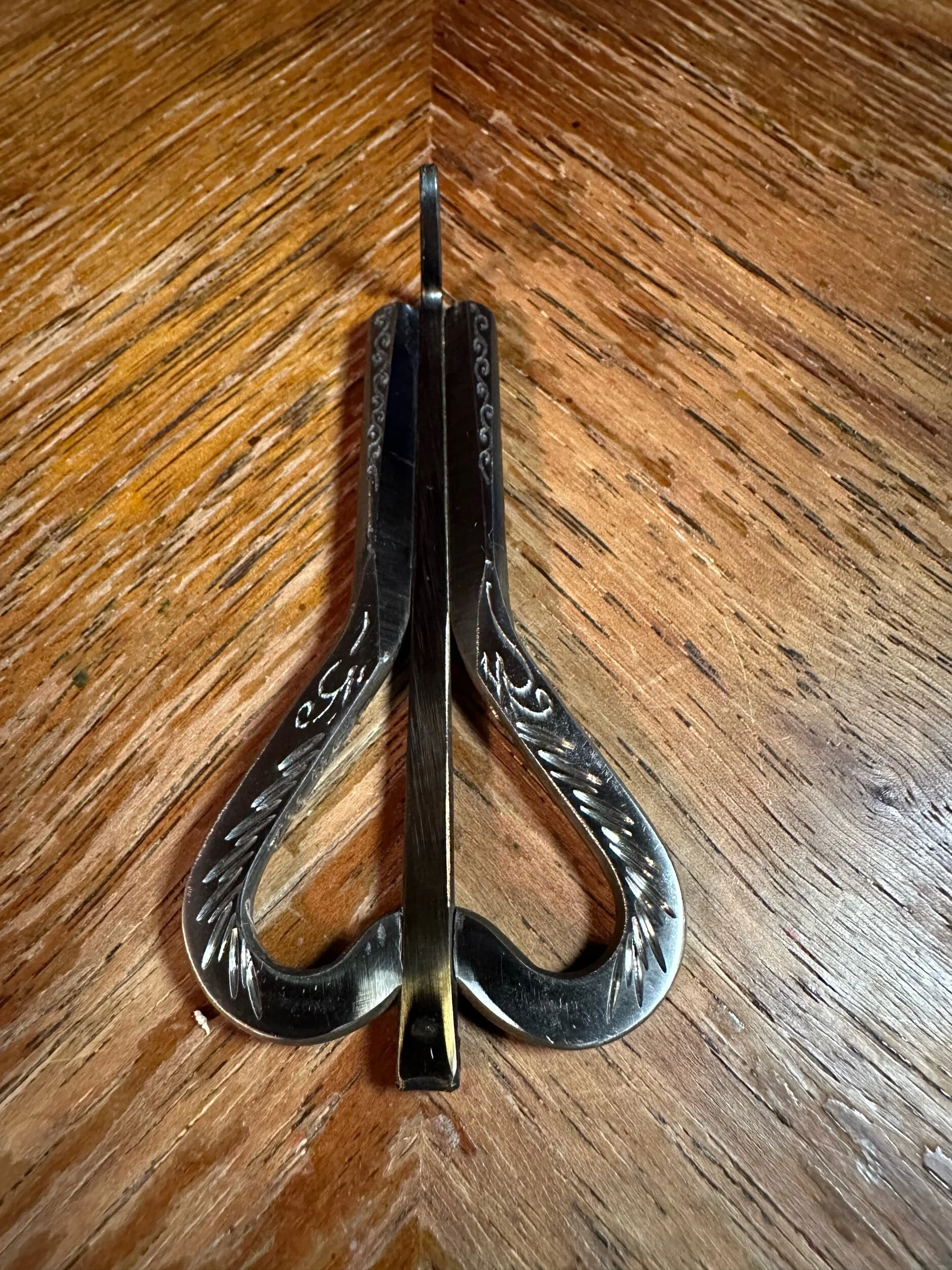 CCA588B6-09BE-4C01-87BD-C21CC760D0FC