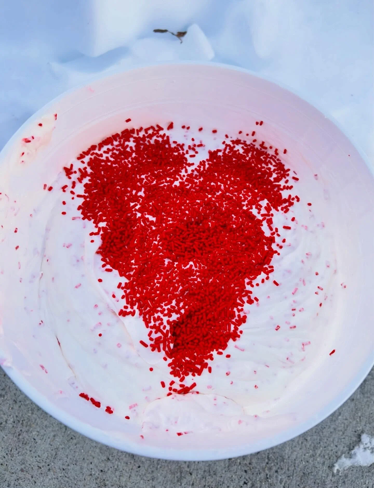 vanilla with ❤️

pints are available for pre-order now with pickup 2/14 &amp; 2/15. link in bio to order on our website 💘