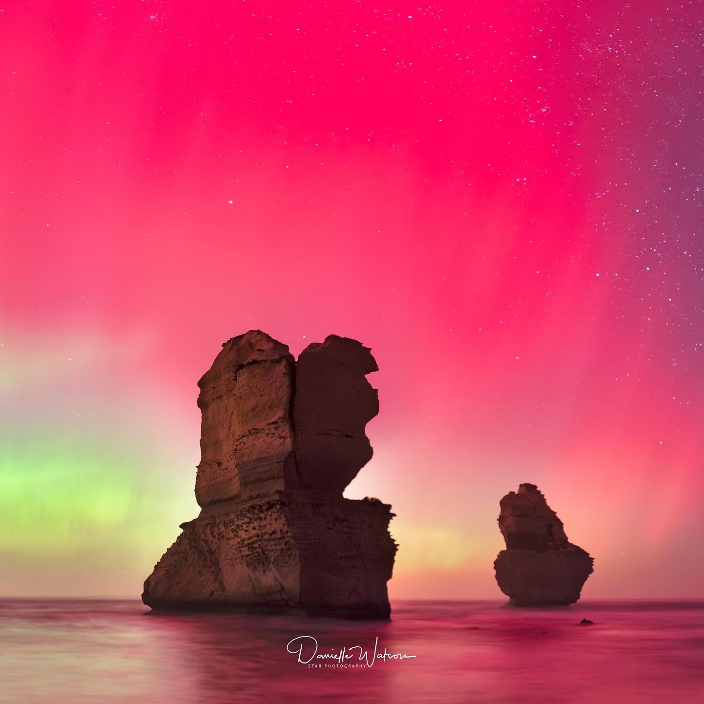 Celestial Dance
For years, I&rsquo;ve been on a mission to capture the elusive Aurora Australis. My pursuit has taken me across the vast landscapes of Australia, always chasing but somehow never quite catching the spectacular light show in its full g