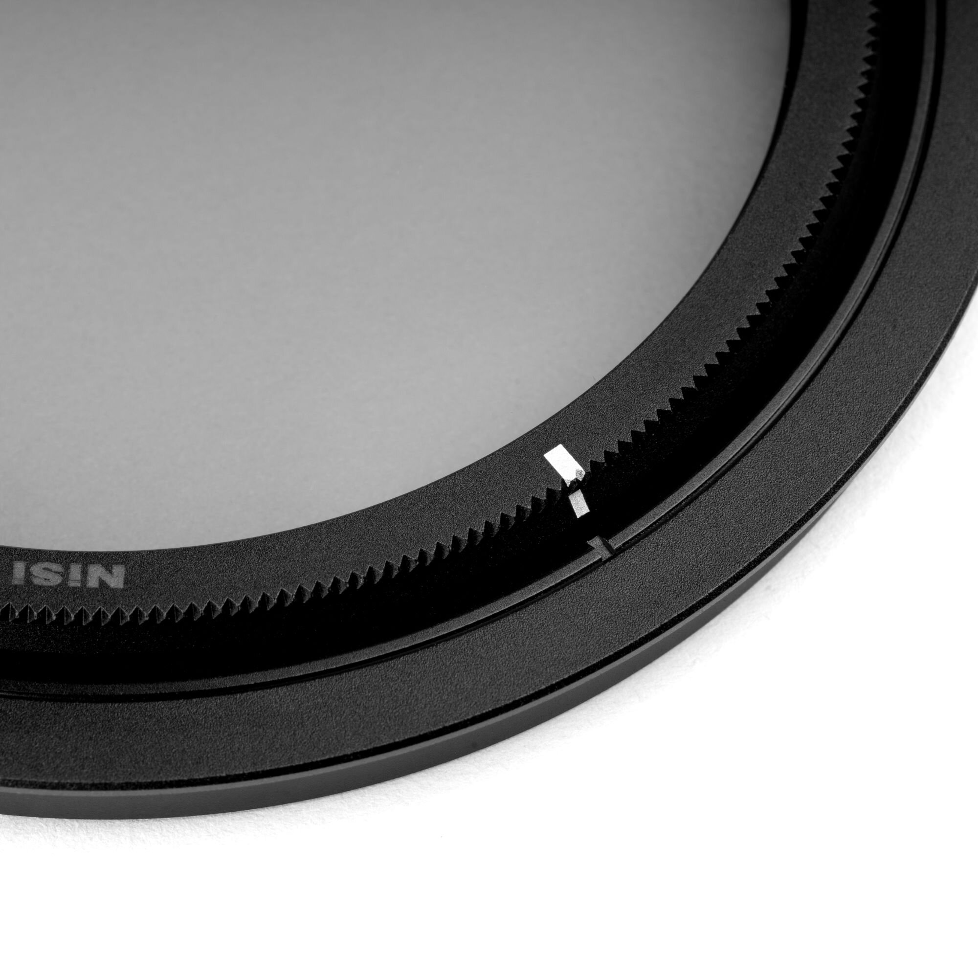 V7-CPL-close-up.jpg,