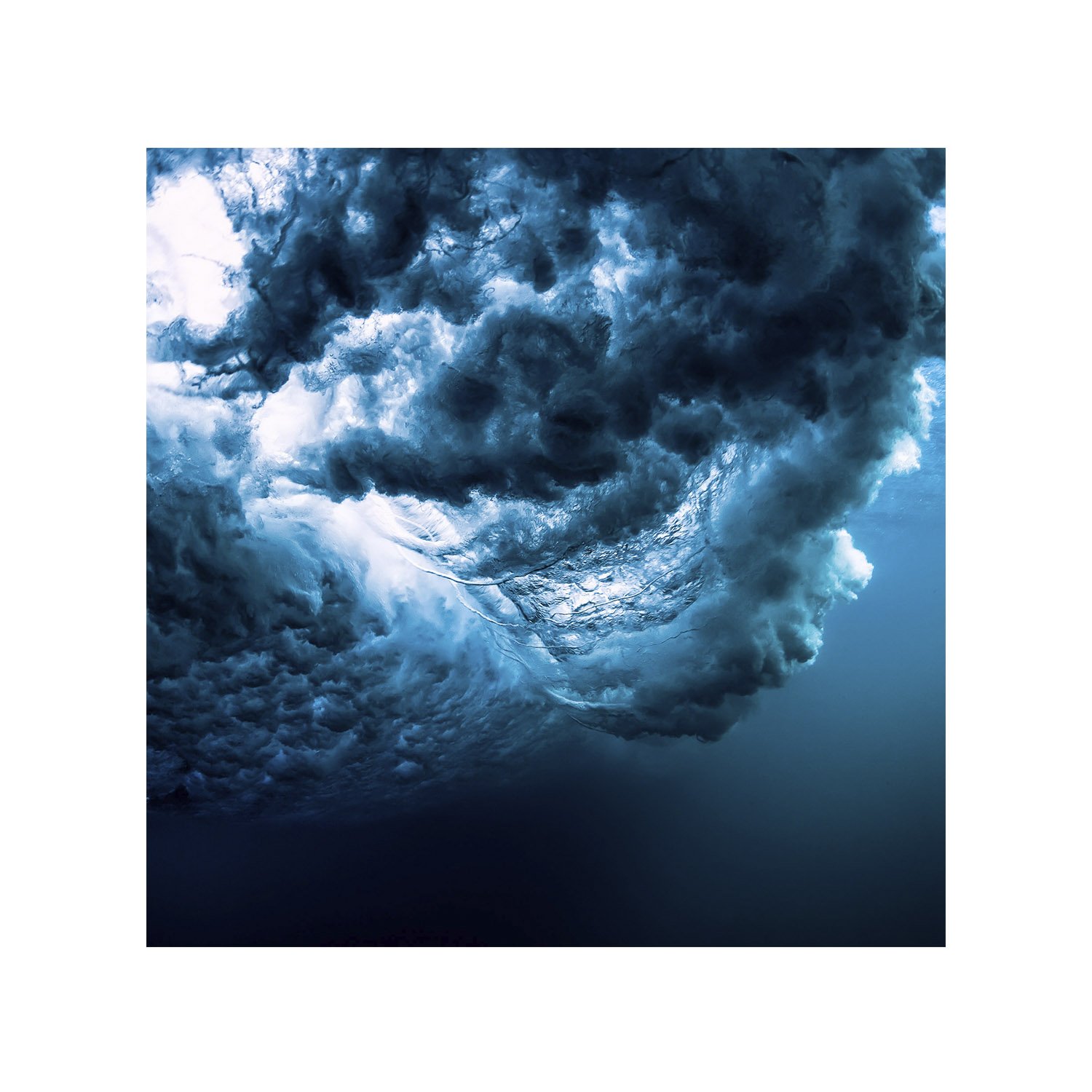 Underwater shot of turbulent waves