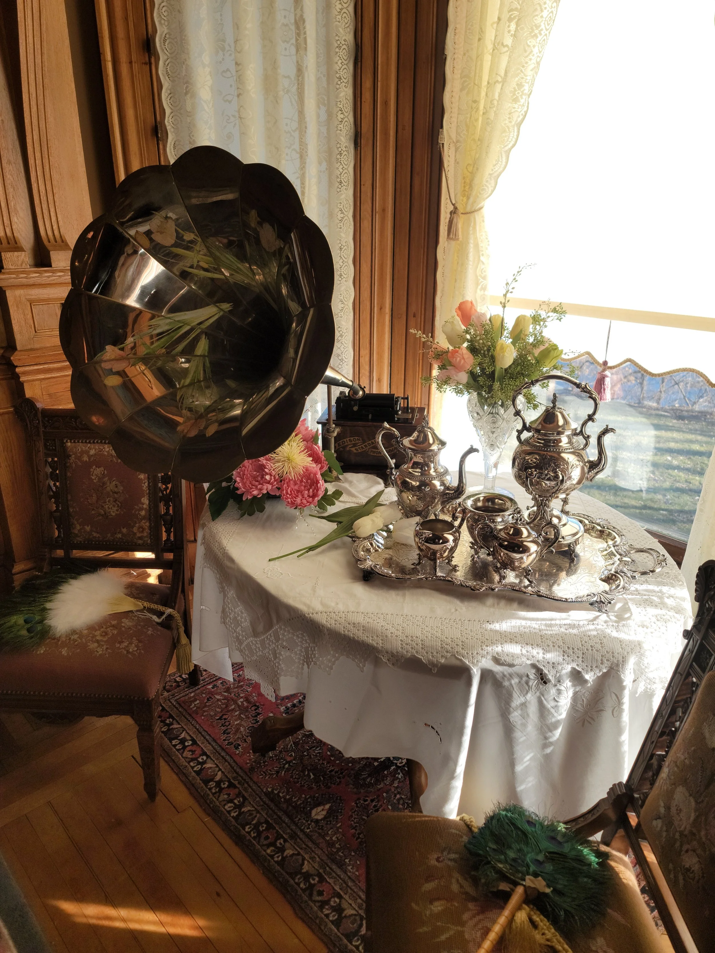 Flowers &amp; Phonographs Tour