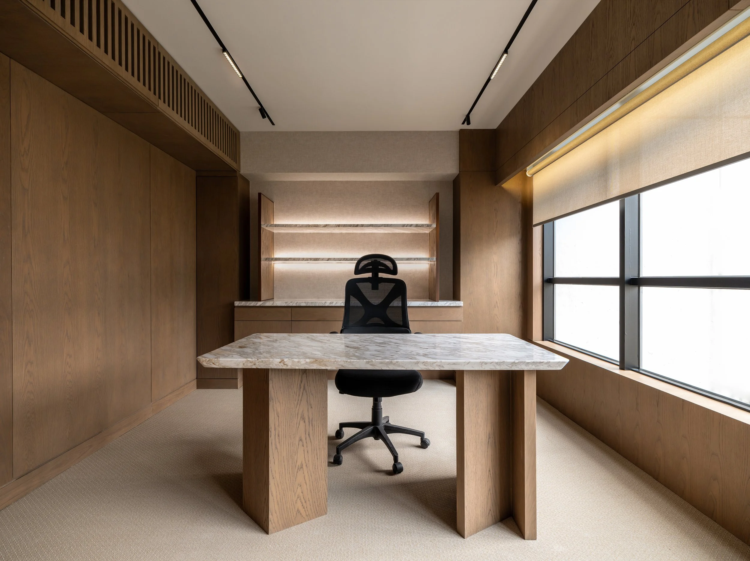 20260401_Samantha So_Upward_0007_v2.jpg