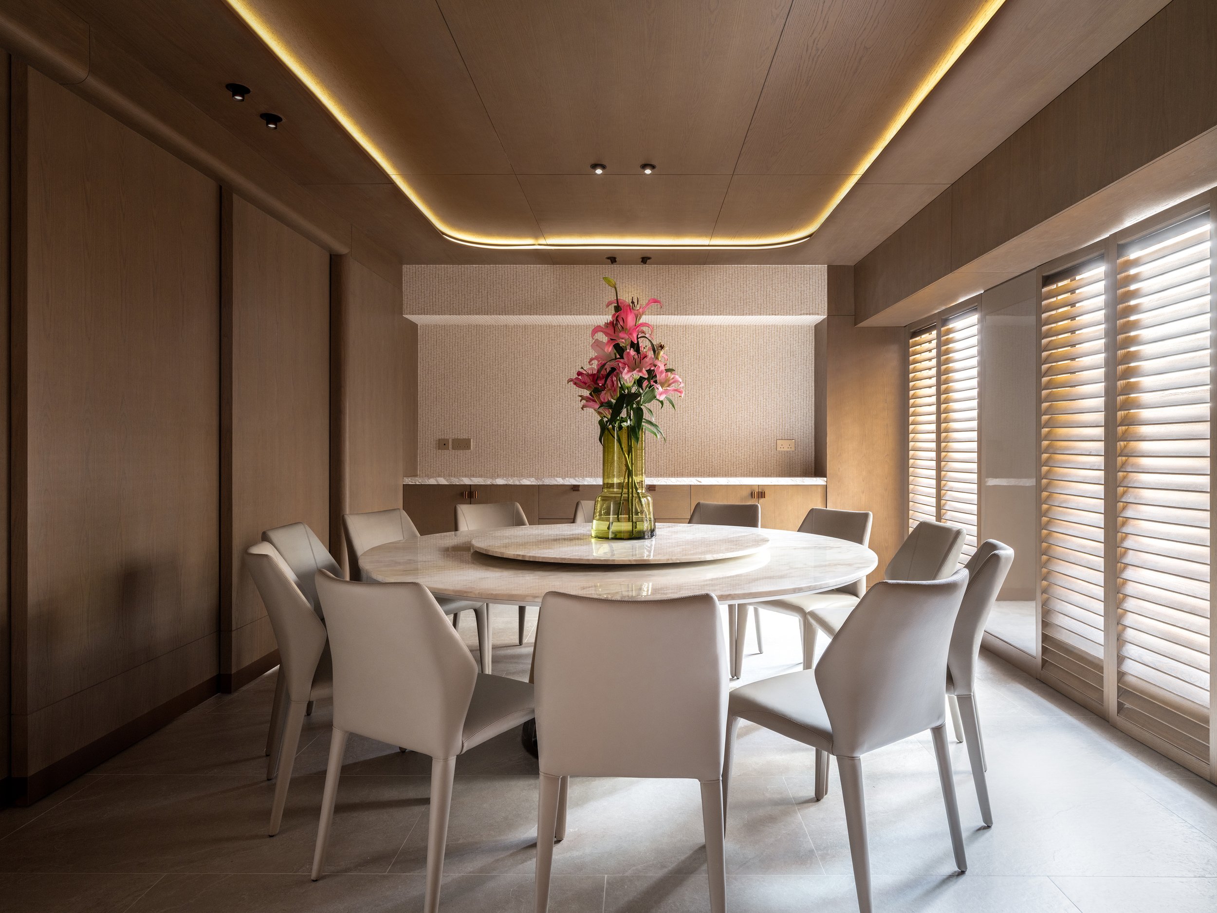 20260401_Samantha So_Upward_0034_v2.jpg