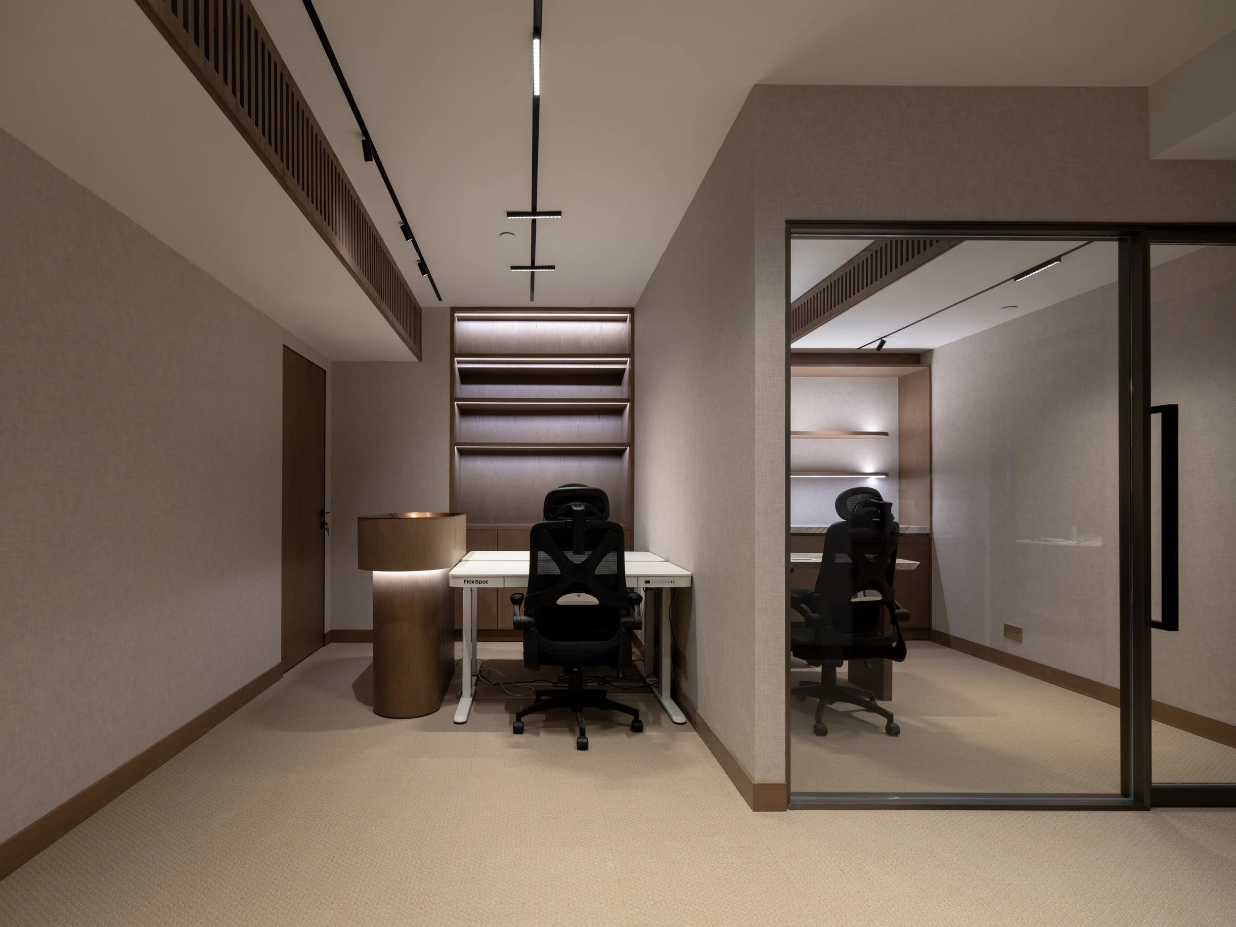 20260401_Samantha So_Upward_0021.jpg