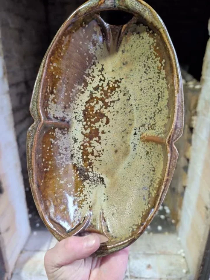 Another stunner from my last fire 🤩
I love all the crystal growth and action this one got! 
#woodfire #handmade #pottery #woodfiredpottery