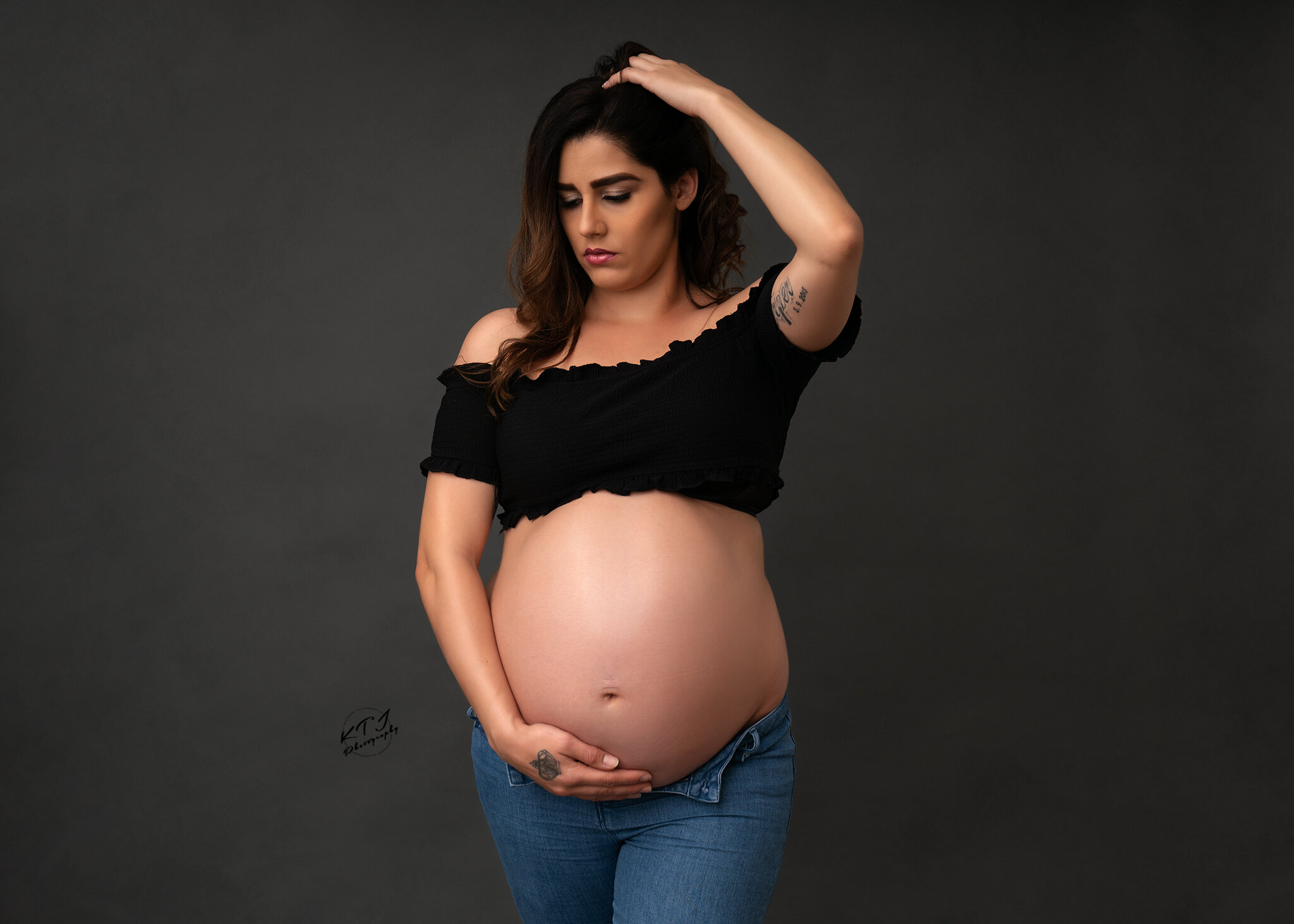 Fine Art Maternity Model photo shoot