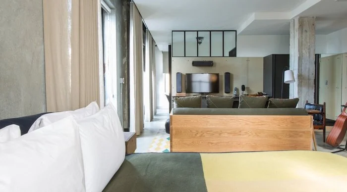 The Simple Yet Elegant ACE Suite located in Downtown Los Angeles