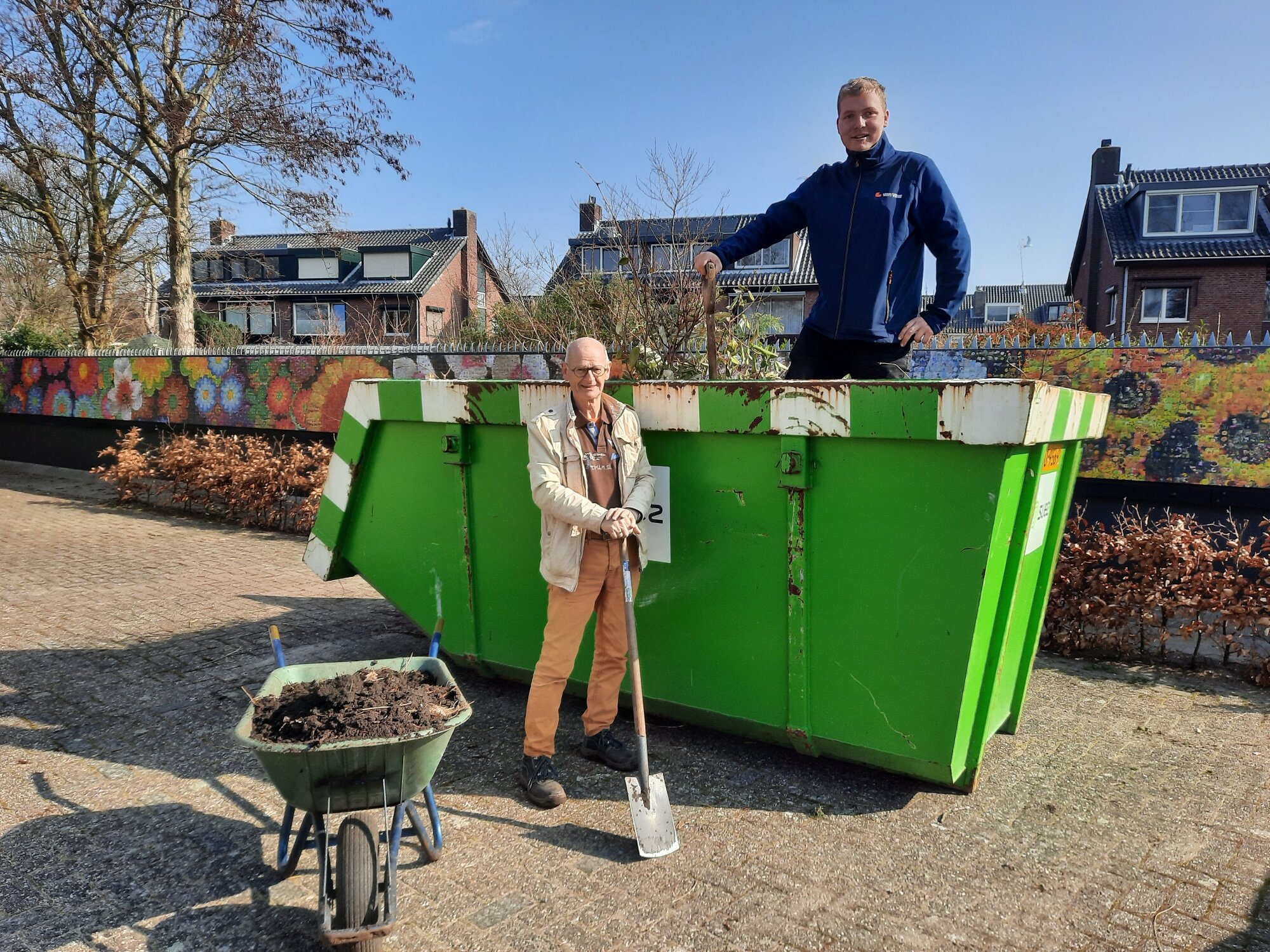 FAM krijgt hulp bij opknappen tuin