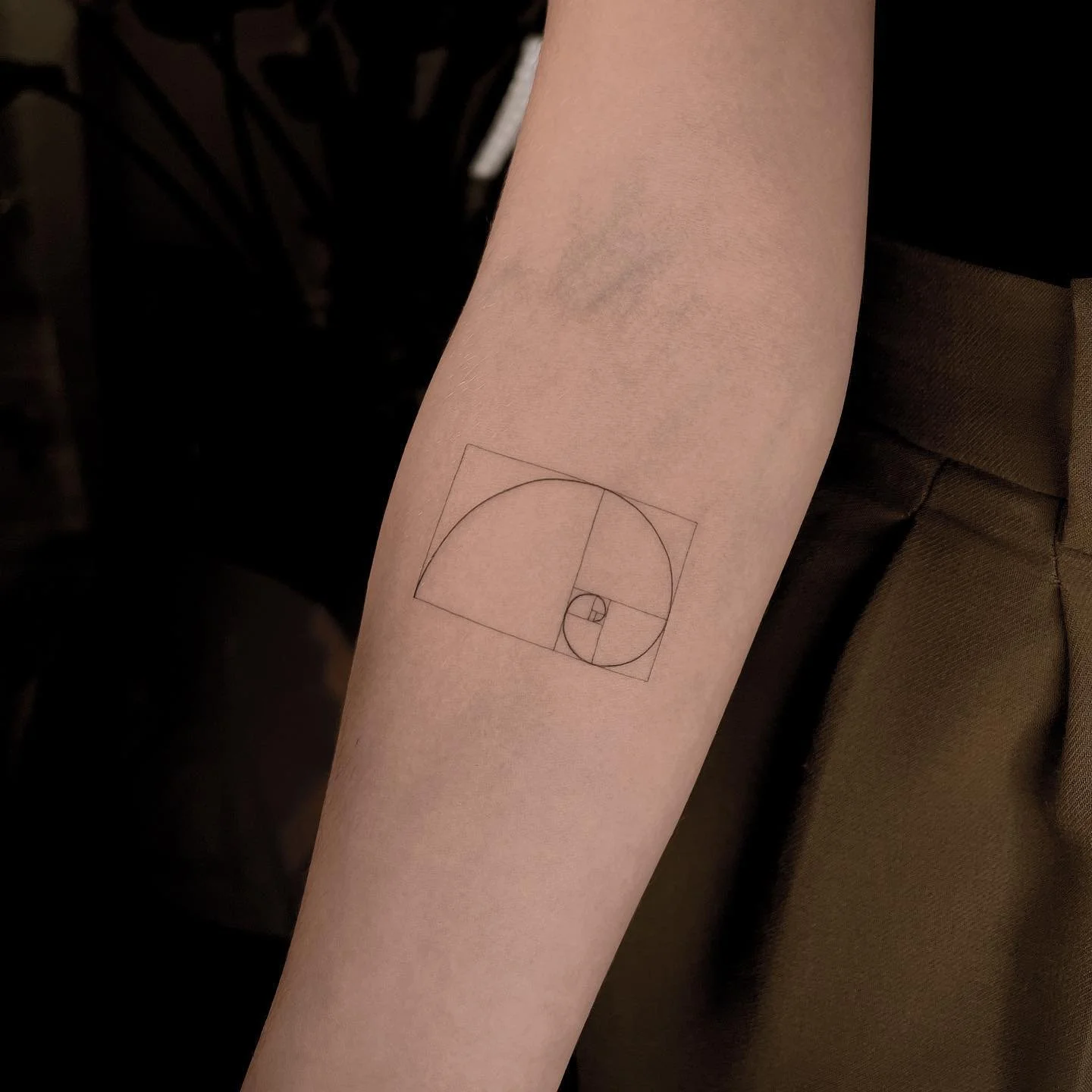 🐚🫧🫶🏻
Booking is open for Oct and Nov in Lisbon, send me a dm to make an appointment 💫
.
.
.
.
.
.
.
#tattoolisbon #tatuagemlisboa #tattooportugal #finelinetattoo #finelinetattoolisbon #finelinetattoolisboa #lisbontattoo #lisboatatuagem