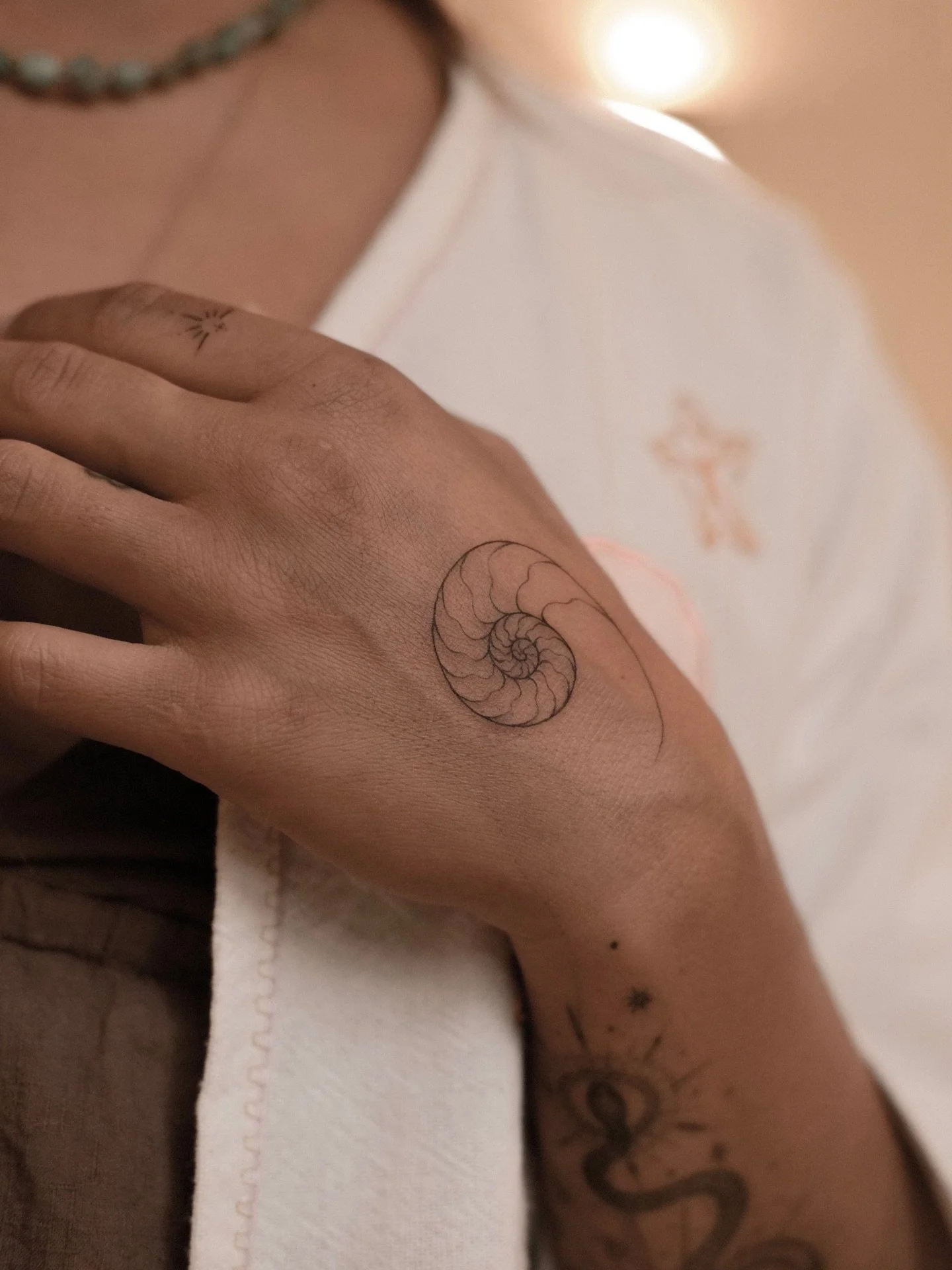 🌀 by @cursed.tattoo 

#finelinetattoo #tattoofineline #finelinetattooartist #portugaltattoo #lissabontattoo