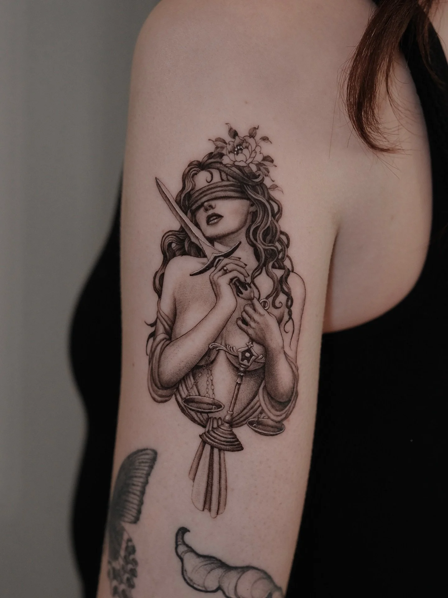 by @ricardogtattoo 

#portugaltattooartist #lisboatattooartist #lissabontattoo #tattoolissabon