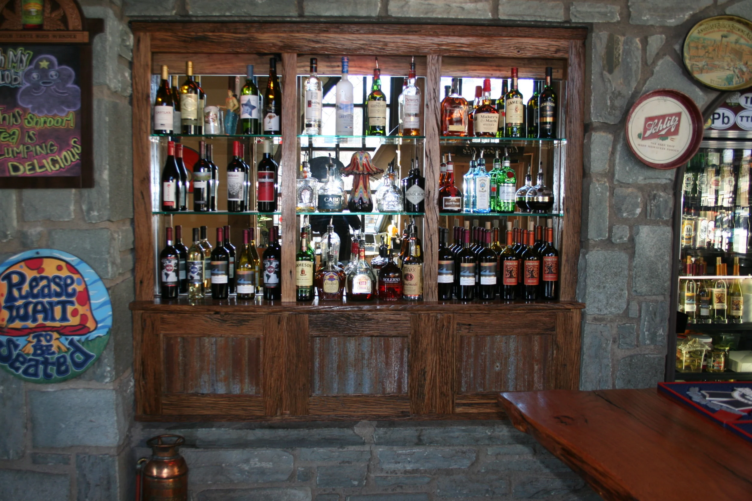 mellowBR barinset1.JPG