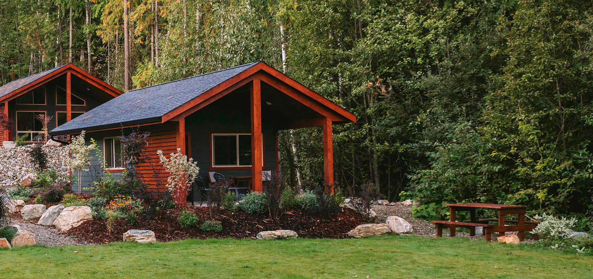 WHITE-LAKE-CABINS-studio-exterior-banner-136-web.jpg