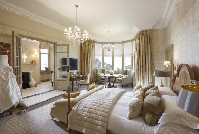 ClevedonHall_Bedrooms_07.01.150263.jpg