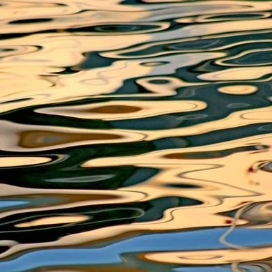 https___sureshemre.files.wordpress.com_2013_07_abstract_reflections.jpg