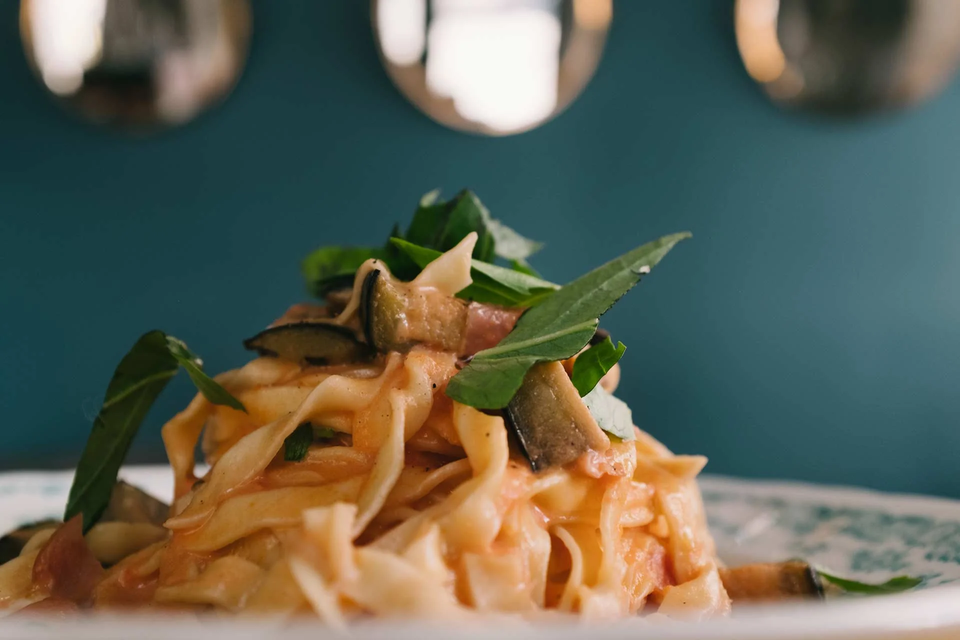 Le_decanteur_Geneve_restaurant_italien_eaux_vives_tagliatelle_della_Nonna_pates_maison_FUJI3982-2.jpg