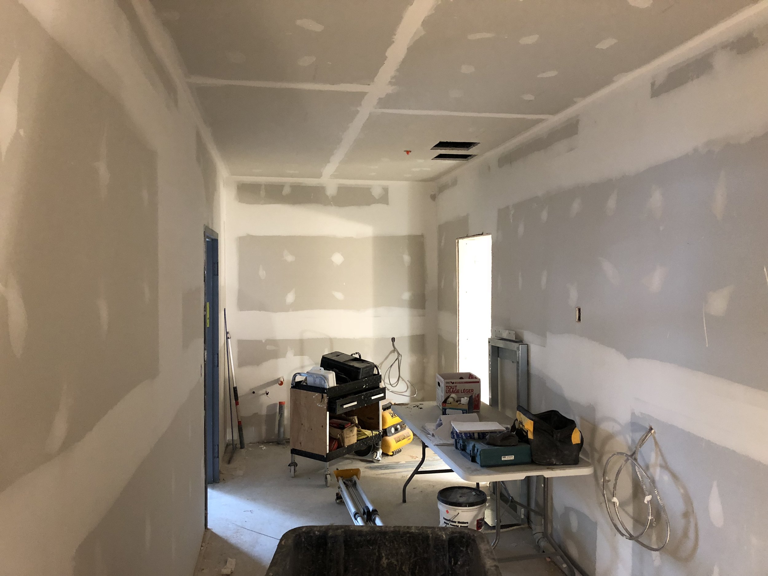 Hotel Kitchen Prep Area Rendez Vous Ryan