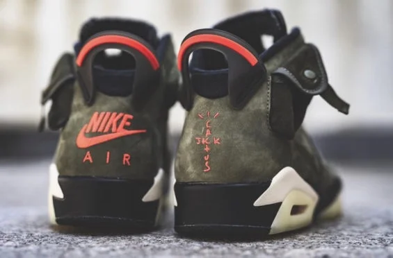 Thee #DOPE-est In Thee Room