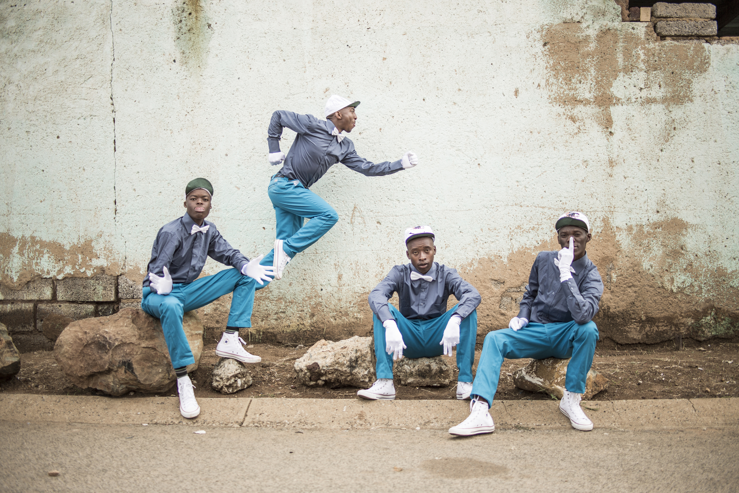 "REA IKETSETSA, SOWETO"
