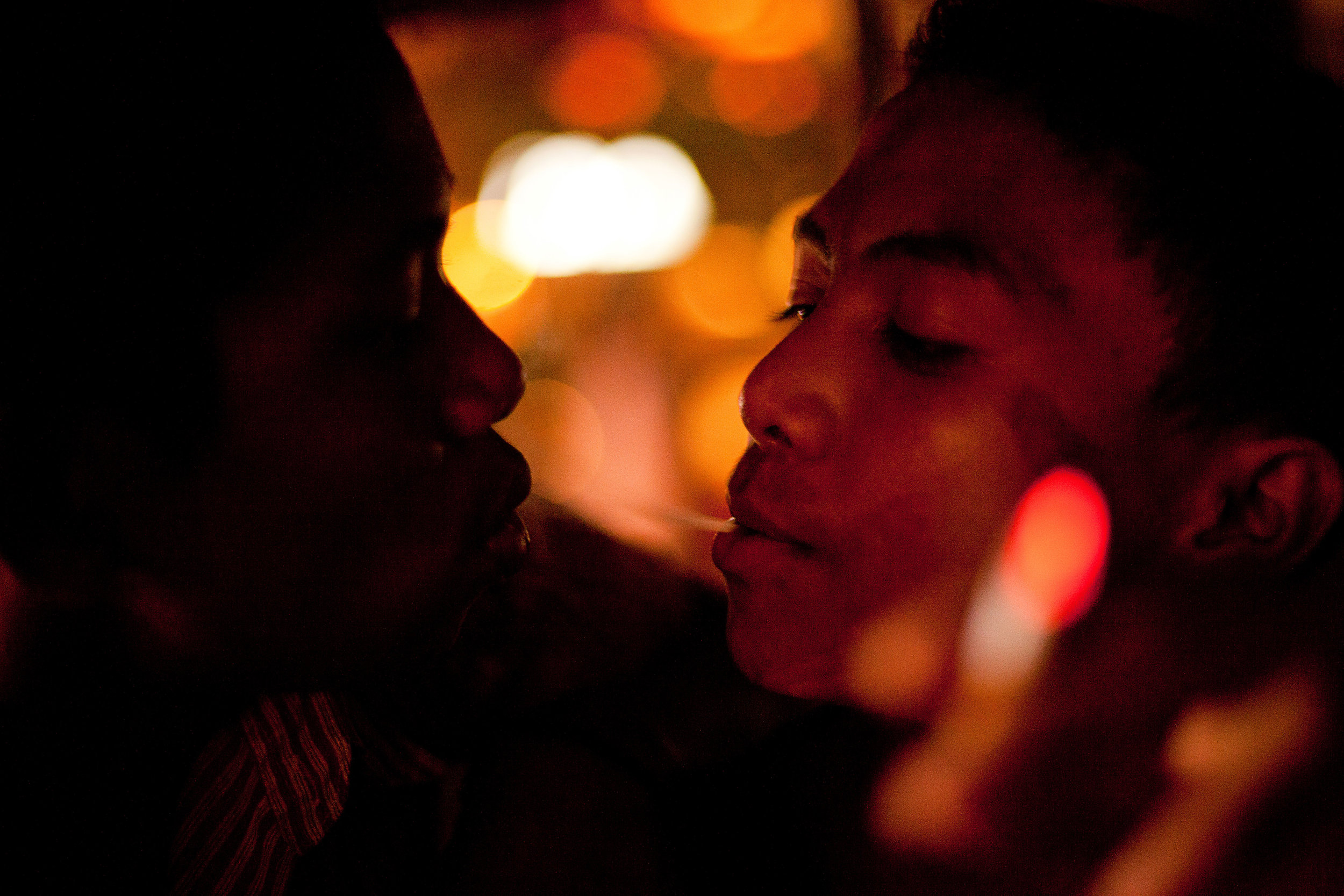 "TOM AND PUEN (SMOKING EXCHANGE)"