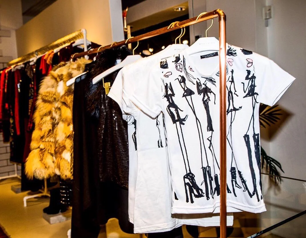 B-ROOM GRLS TEE (XS)