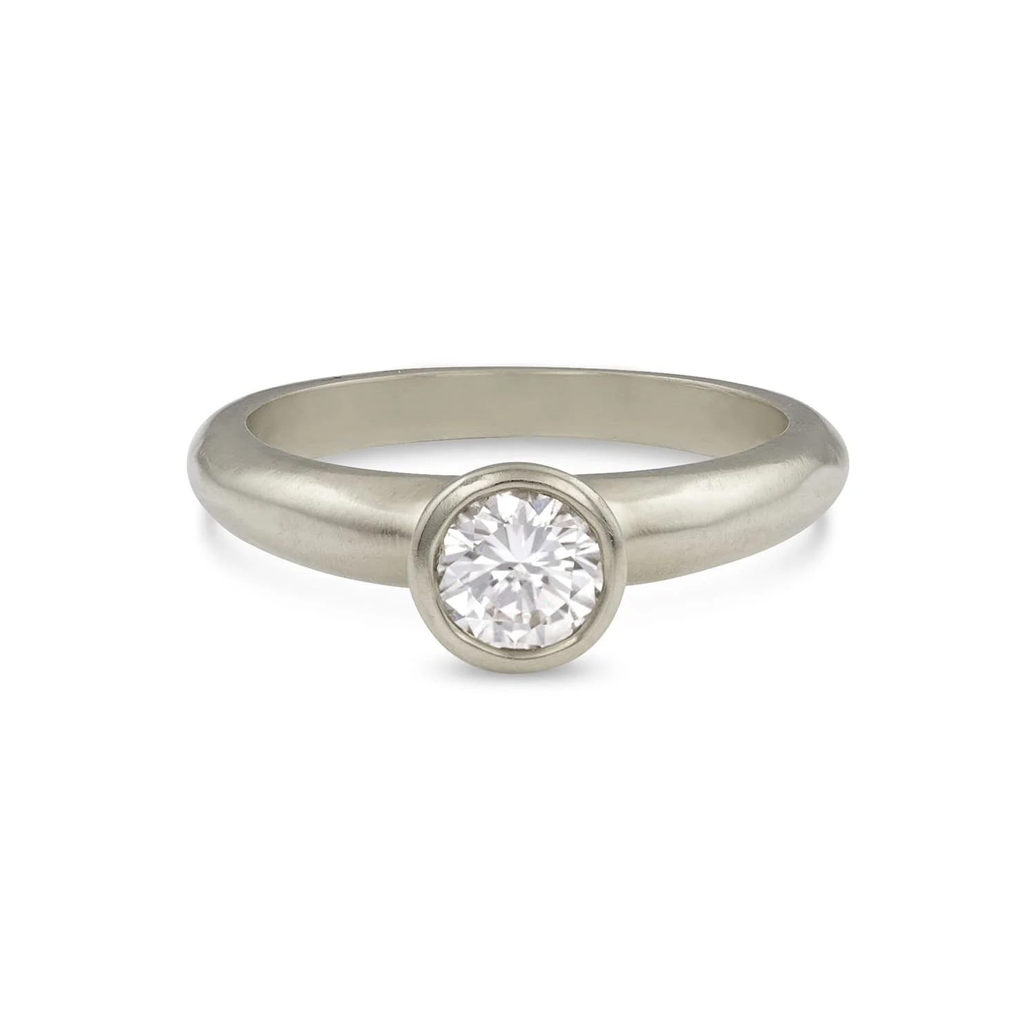 alexa-solitaire-ring-white-gold-1.jpg