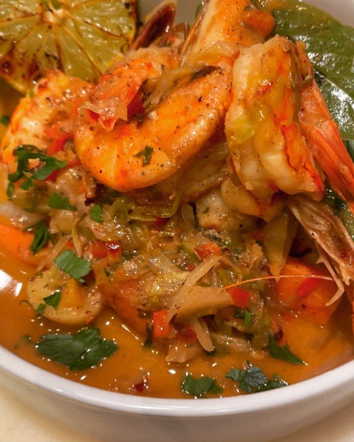 #dinnerplans #bookus #chefqmatisse #cookinginyourkitchen #flavortown #goodeats #teambernasconi
