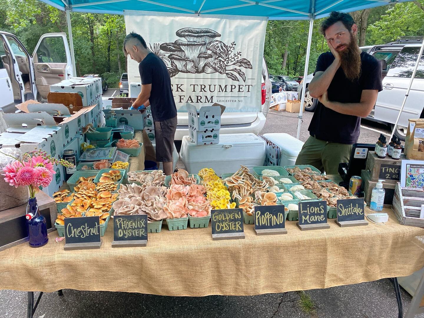 We had a lovely market yesterday. The four of us slung 180 lbs of fresh mushies and had some leftover at the end for the St Andrews Gleaners. The weather is turning slightly cooler and I&rsquo;m happy to feel greater abundance after the crop losses o