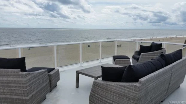 224 15th St rooftop deck.jpeg