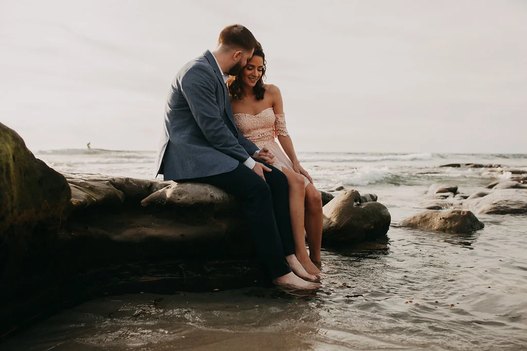 pinkfeatherphotography-Lajollabeach-engagement(74of146).jpg
