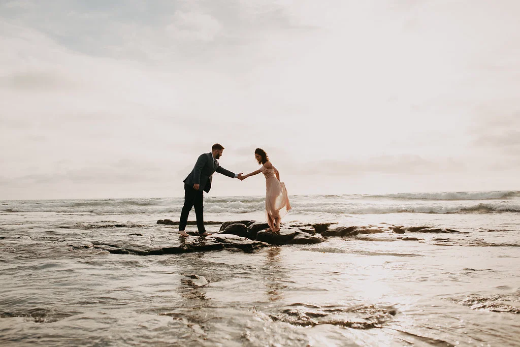 pinkfeatherphotography-Lajollabeach-engagement(87of146).jpg