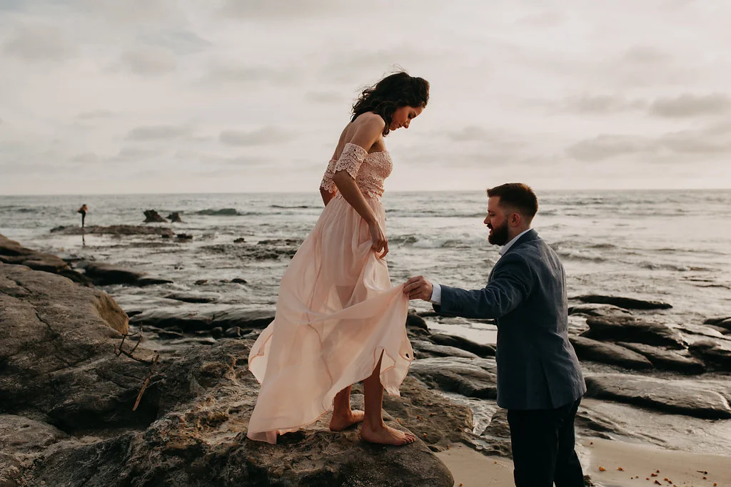 pinkfeatherphotography-Lajollabeach-engagement(89of146).jpg