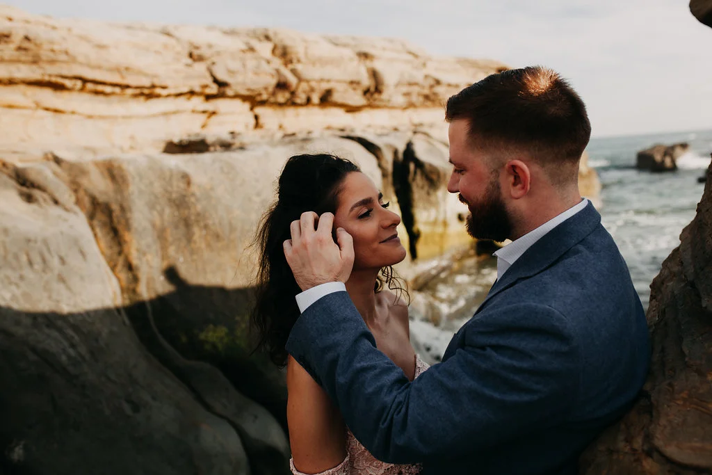 pinkfeatherphotography-Lajollabeach-engagement(45of146).jpg