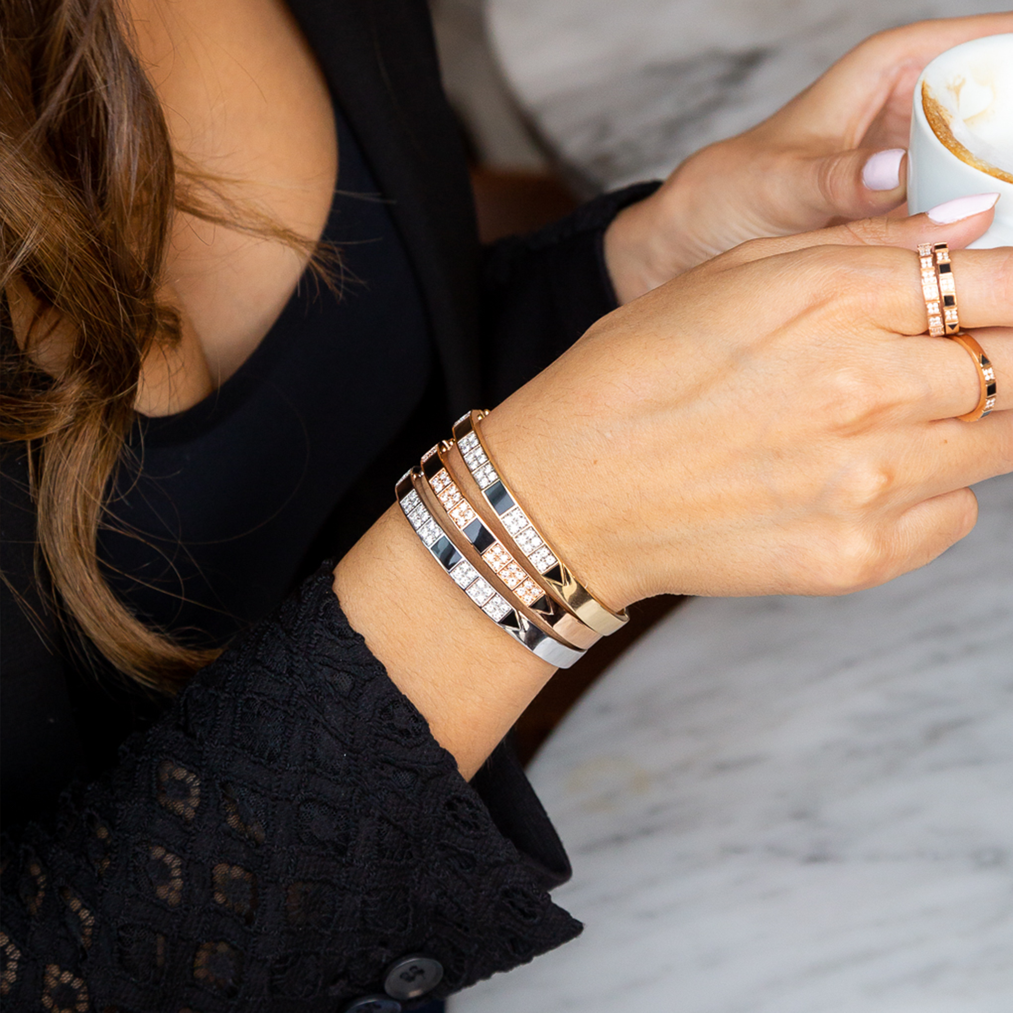 sidepic-bangle.png
