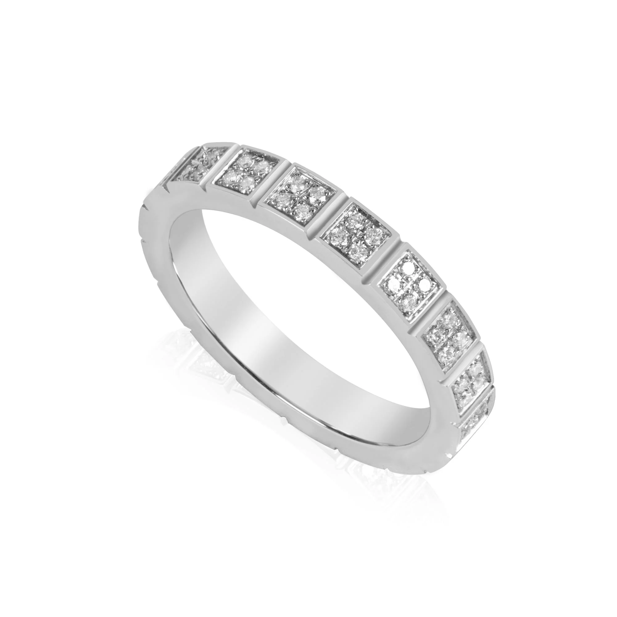 Diamond Ring Standing WG.jpg