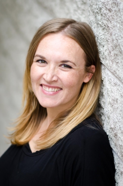 Liesl Headshot.jpg