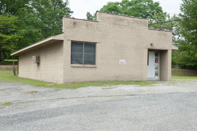 Commercial Building.jpeg