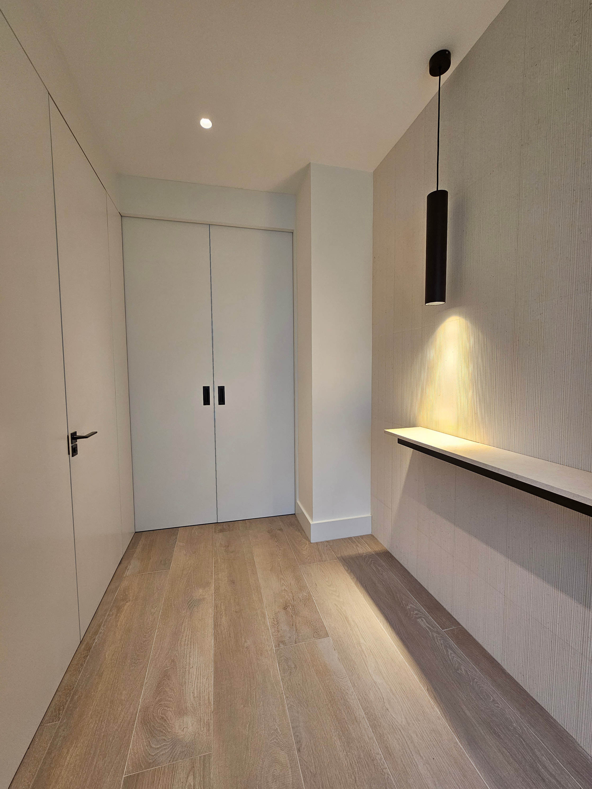 Luxury home renovation Barnes London SW13 by Almendra Studio Open plan kitchen renovation Barnes London Contemporary house refurbishment Barnes SW13