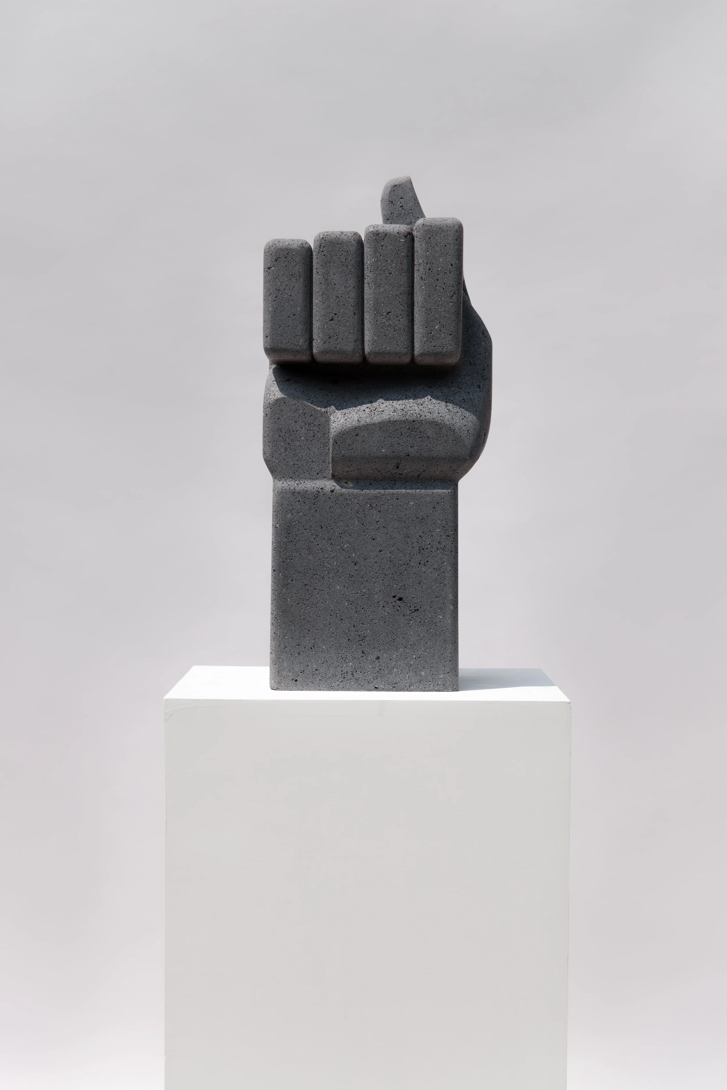 4. Figa, Pedro Reyes, 2017. Galeria Luisa Strina, São Paulo. Courtesy Galeria Luisa Strina.