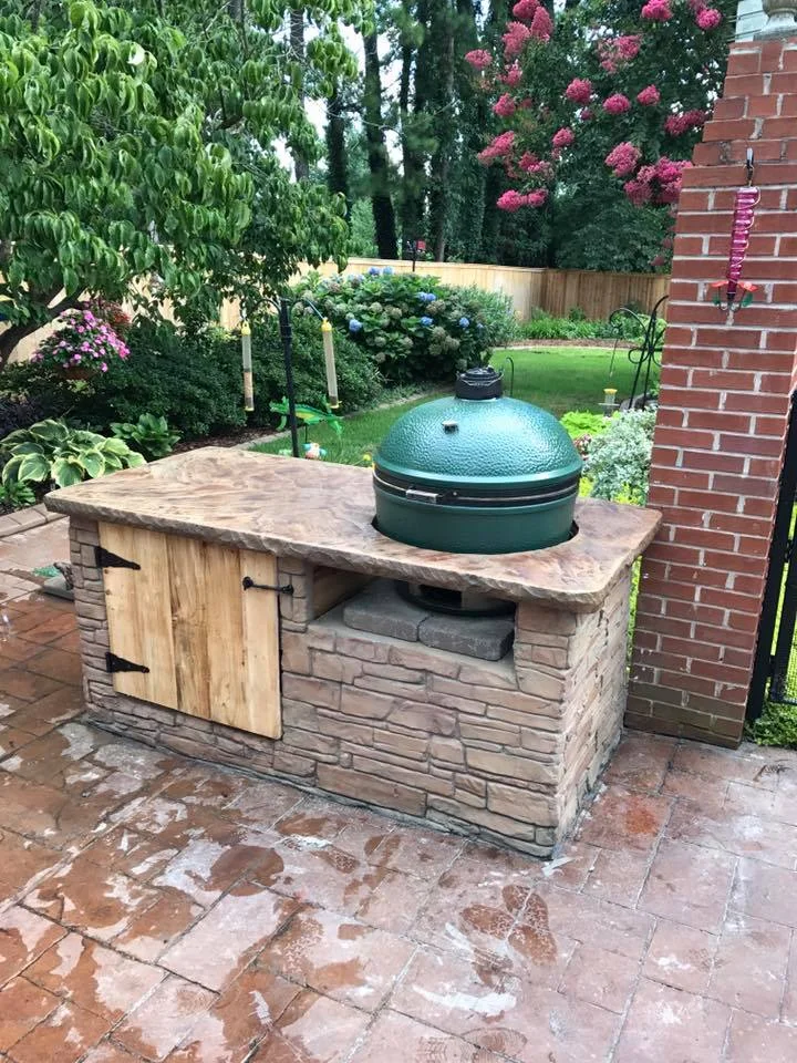 Outdoor Kitchen