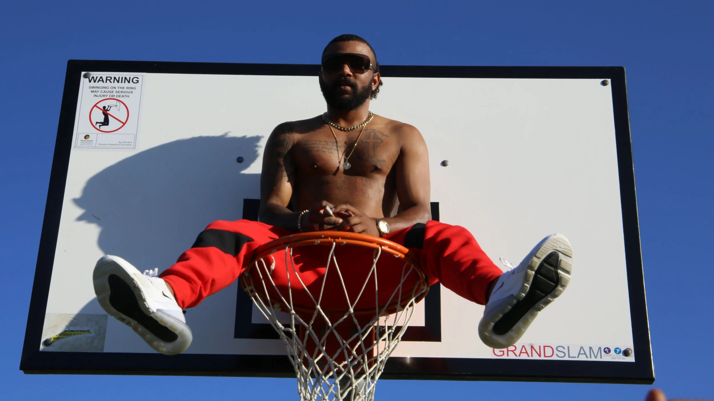 DELTOY   Releases debut single ‘STAY GRINNIN’ &amp; ‘FAMILY’ EP 