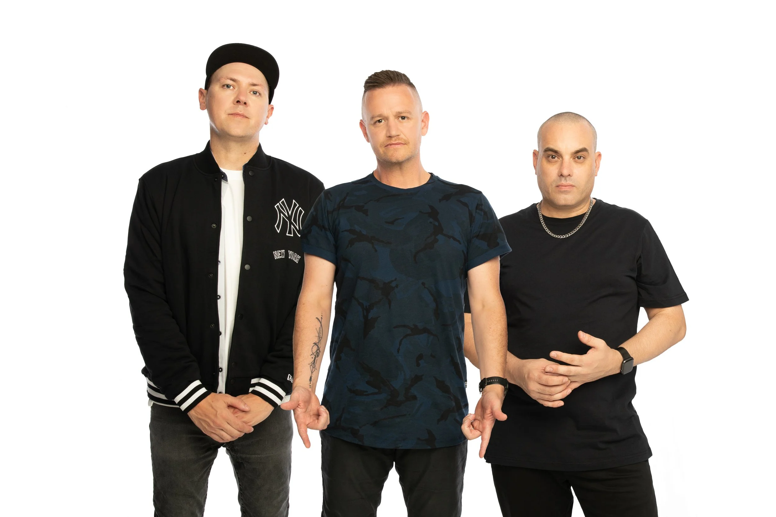 HILLTOP HOODS  RELEASE NEW SINGLE   ‘SHOW BUSINESS’ FEAT. EAMON   CLOWNS FIGHT OFF FRIGHTENING KIDS IN OFFICIAL VIDEO  DIRECTED BY NASH EDGERTON