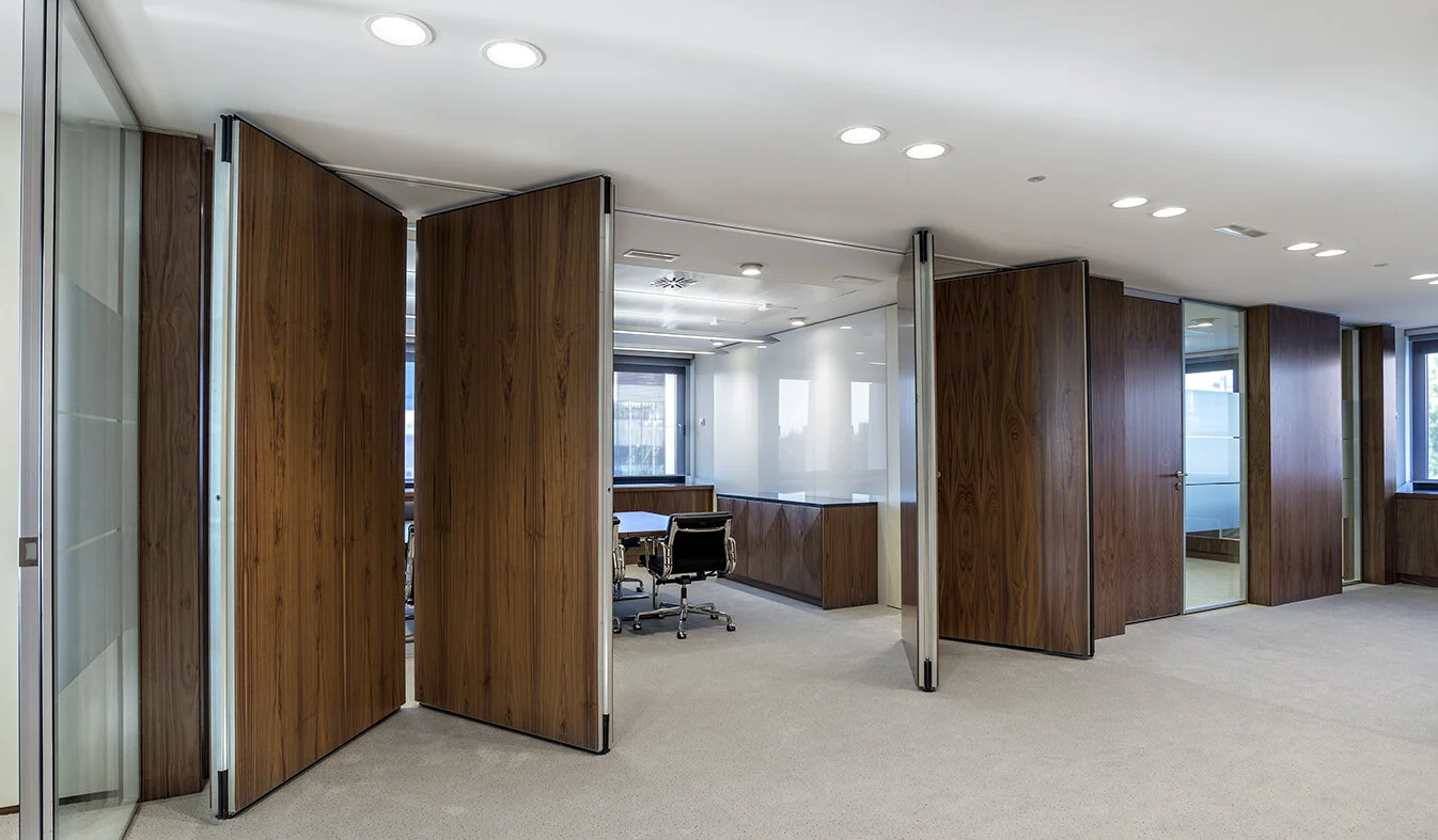 Openwall: Openness or Privacy